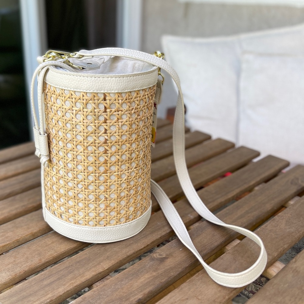 Adorable & RARE Tommy Bahama Handmade Rattan Woven Bucket Bag Purse NWT Khaki